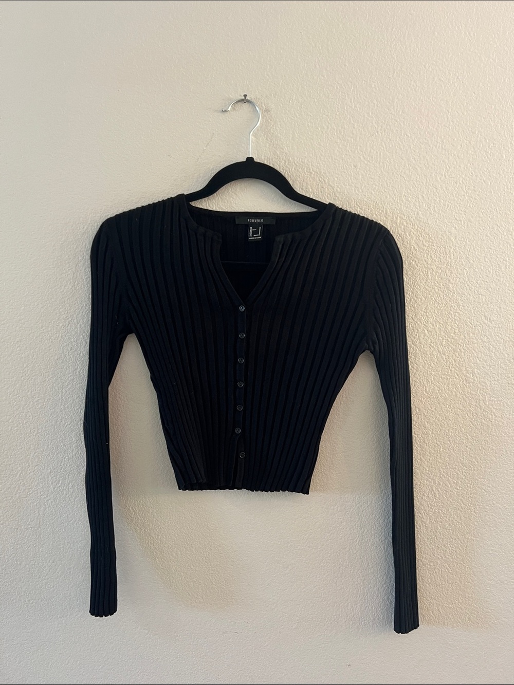 Forever 21 Black Ribbed Button-Up Long Sleeve Crop Top